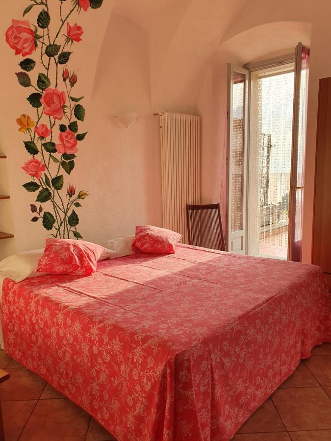 Residence Celeste Mezzegra Eksteriør bilde